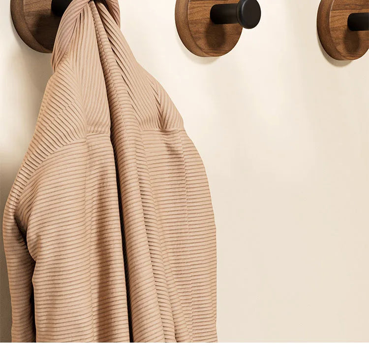 CozyFlame Wooden Wall Hooks – Natural Eco-Friendly Non-Slip Hangers for Bathroom, Kitchen & Home Decor